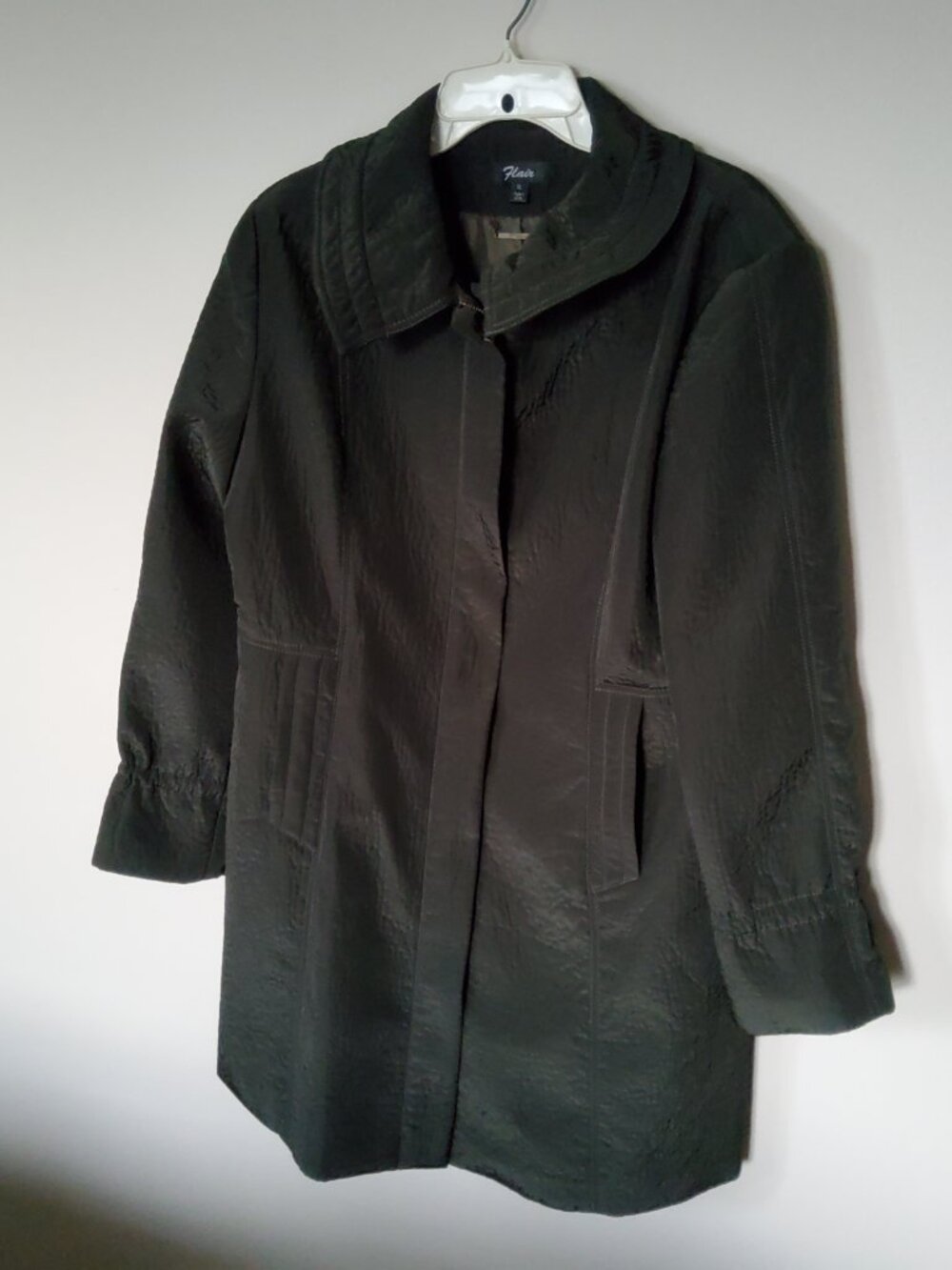 Flair Olive Green Textured coat size XL